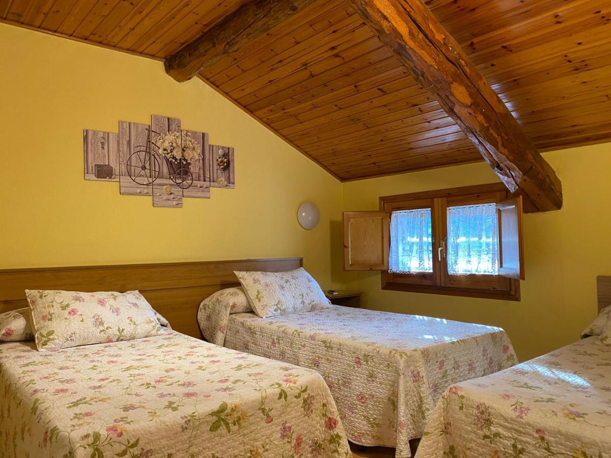 Hostal Can Josep Sort Buitenkant foto